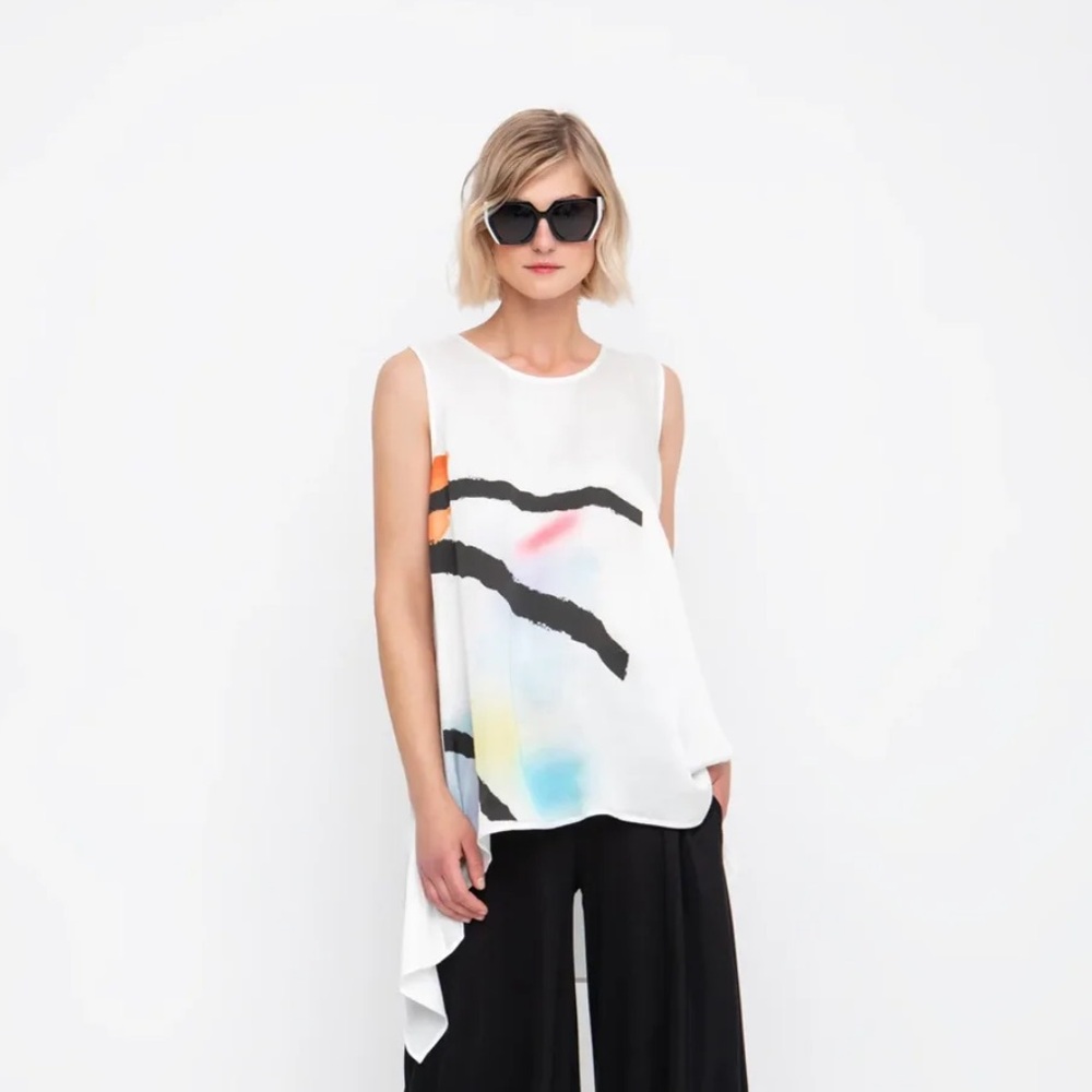 Women’s White Asymmetric Printed Sleeveless Top